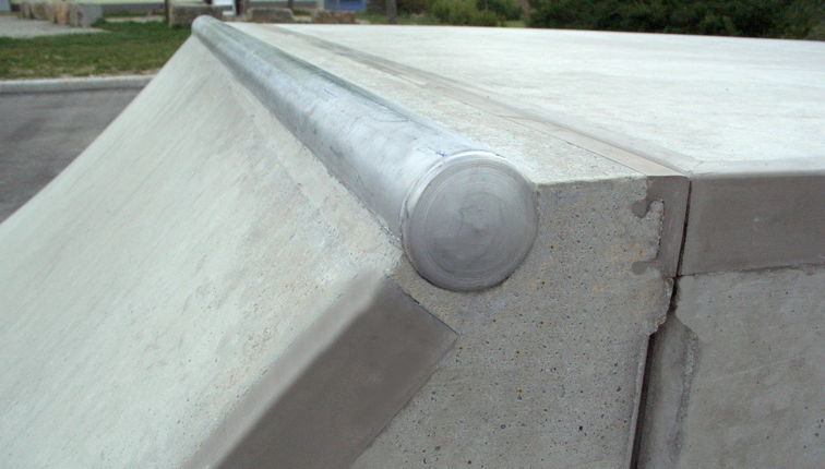 Copingrohr mit Alu-Kappe